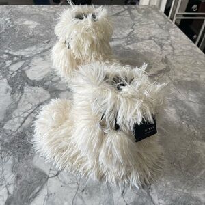 New! Mixit Fluffy White Slippers size M